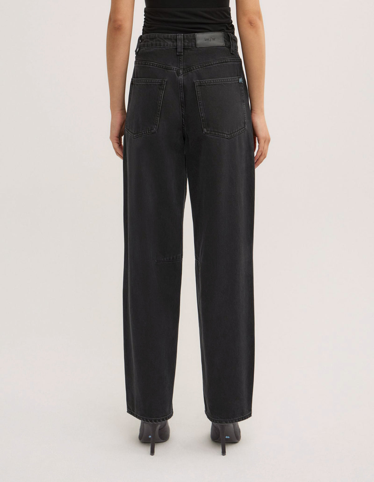 Pocket Detail Barrel Jeans
