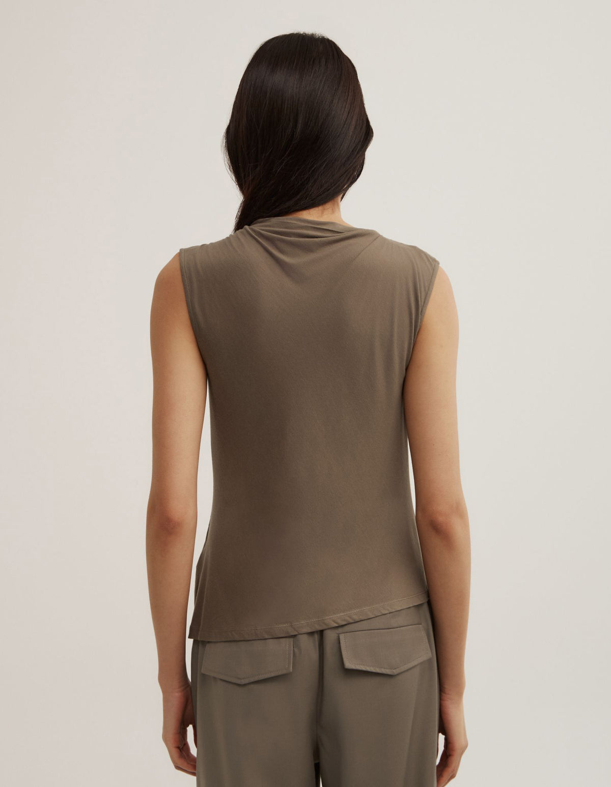 Trim Detail Top