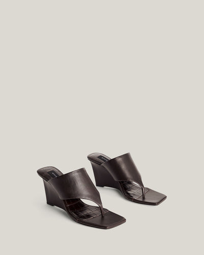 Cassie Wedge