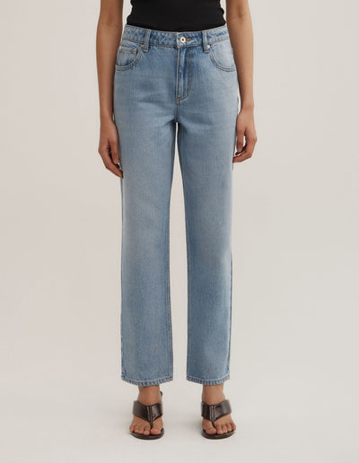 Mid Rise Cropped Jeans
