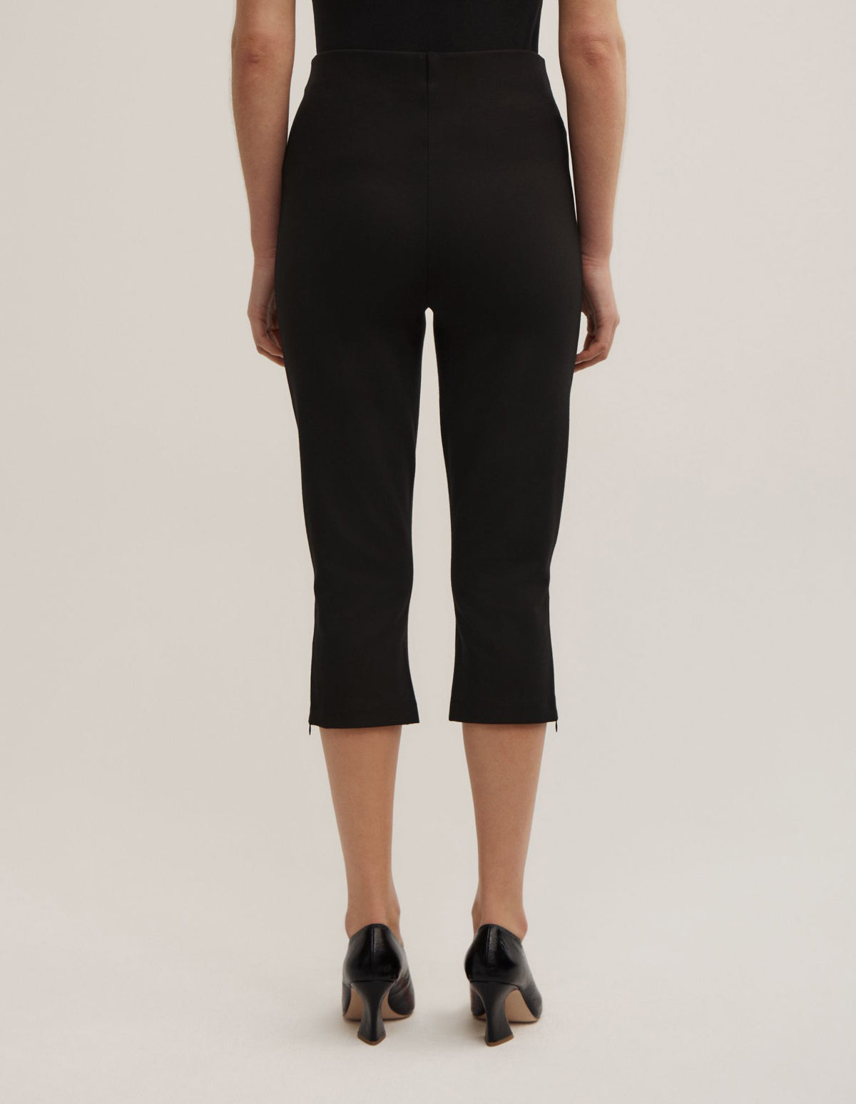 Capri Pant